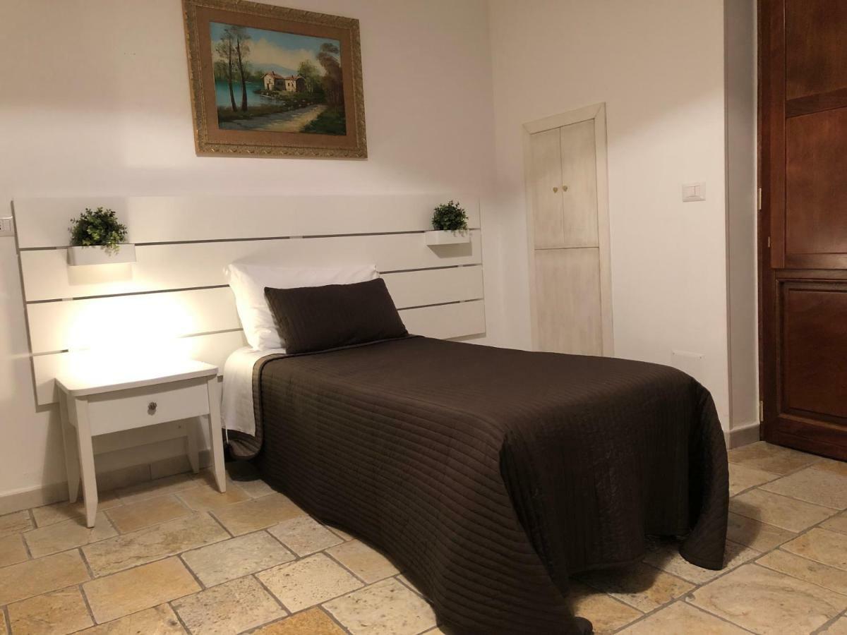 L'Angolo Del Marchese Laterza Luaran gambar